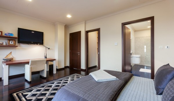 Luxury Villa Split with pool and gym - bedroom with en suite bathroom