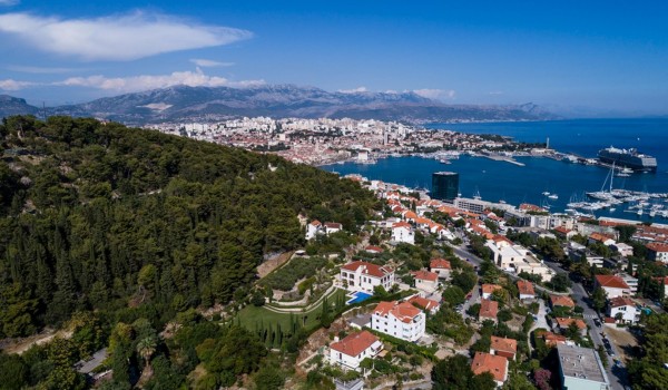 Luxury Villa Split with pool and gym - aerial view