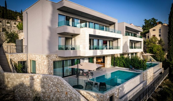 Dubrovnik Luxury Villa with private parking, sauna, and Wi-Fi