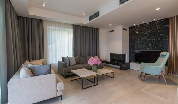 Dubrovnik Luxury Villa with private parking, sauna, and Wi-Fi