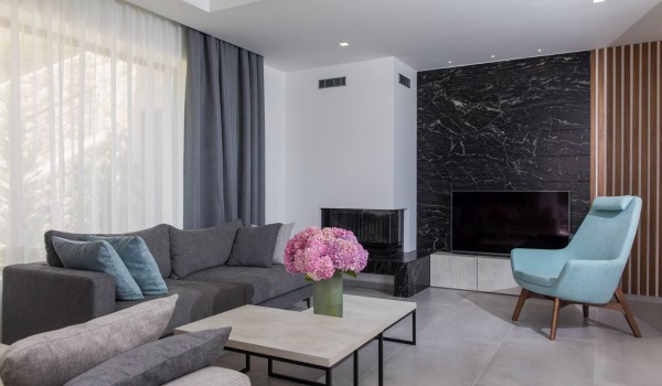 Dubrovnik Luxury Villa with private parking, sauna, and Wi-Fi