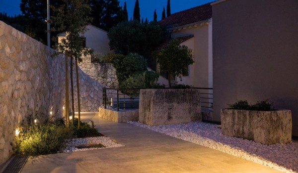 Dubrovnik Luxury Villa with private parking, sauna, and Wi-Fi