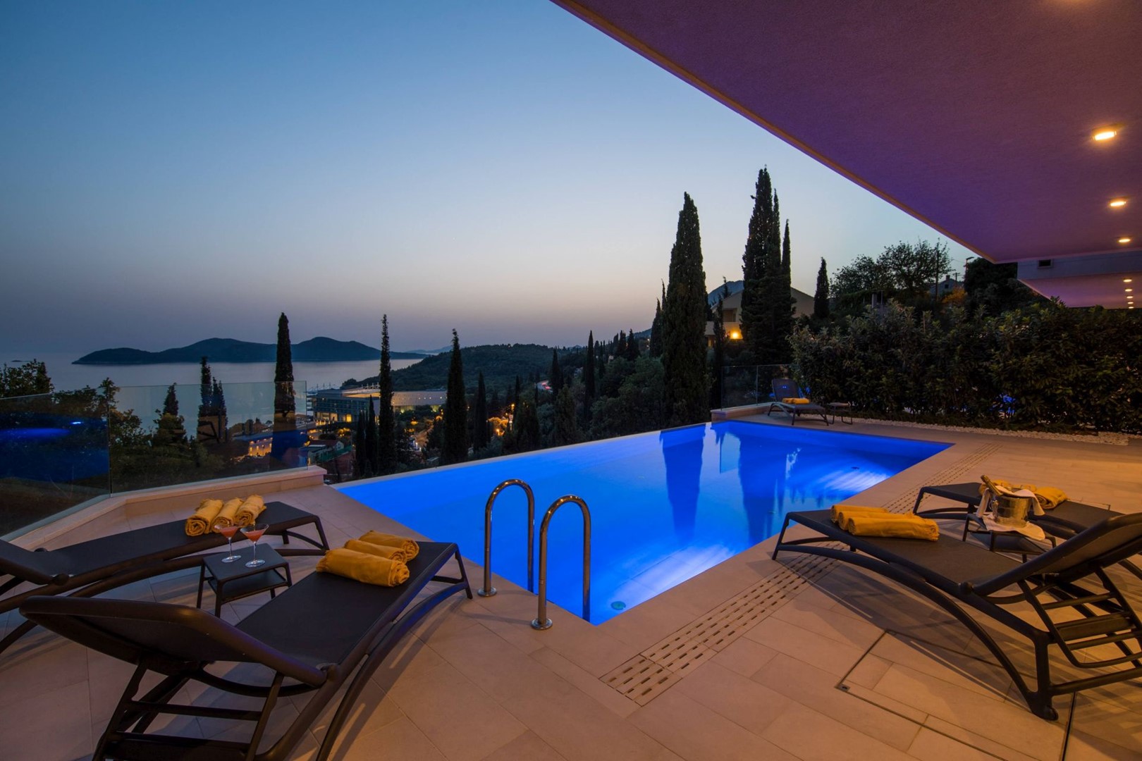 DUBROVNIK LUXURY VILLA with a sea view, gym, and private pool