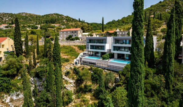 Rent Dubrovnik Luxury Villa with a gym, Wi-Fi, and sea view