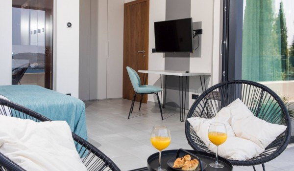 Dubrovnik Luxury Villa with private parking, sea view, and Wi-Fi
