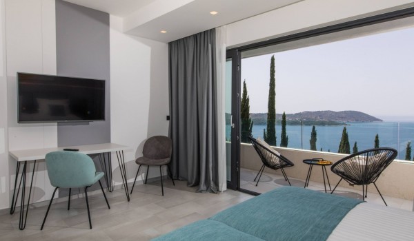 Rent Dubrovnik Luxury Villa with a gym, Wi-Fi, and sea view