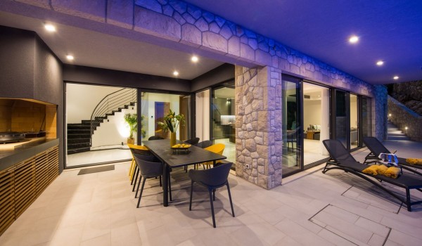 DUBROVNIK LUXURY VILLA with a sea view, gym, and private pool