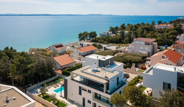 Aerial view on the property of Villa Idria within the neighbourhood