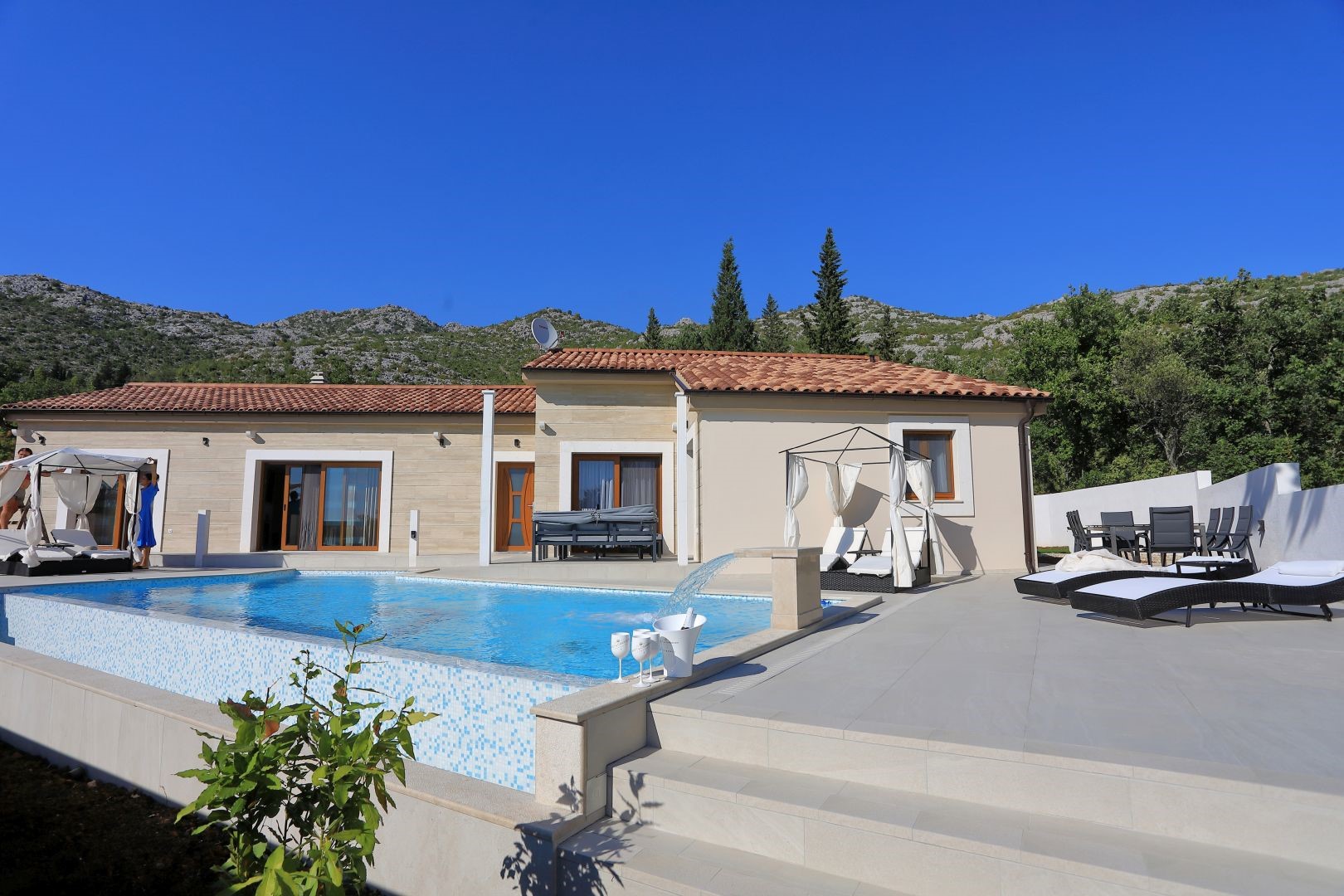 luxury-villa-fior-di-mare-zadar-heated-pool-orgon