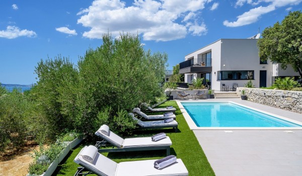 Luxusvilla Yara mit privatem Pool