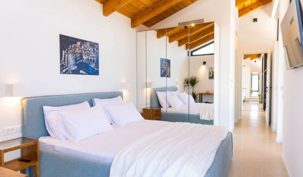 Cozy bedroom in luxury vacation villa Crystal Palace in Dubrovnik with private pool and parking.