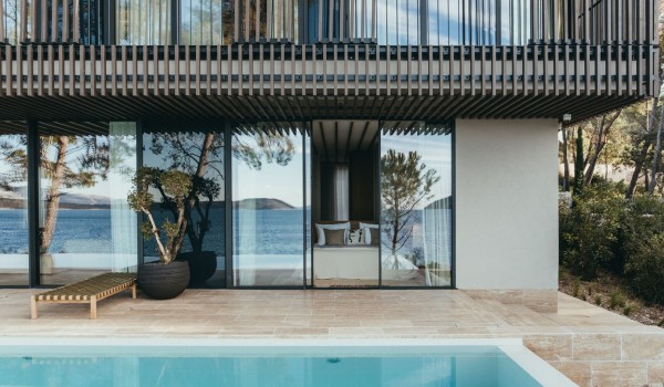 Luxusvilla Natura Stari Grad mit Pool am Meer