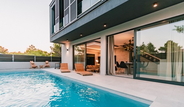 Luxury villa Noir Vodice with pool, jacuzzi and sauna