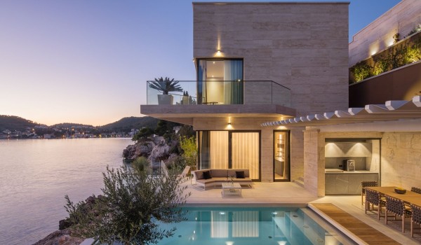 Luxury villa Yoko Dubrovnik by the sea with pool
