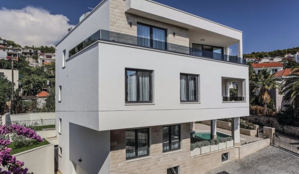 Croatia luxury family villa Trogir 3 with private pool and sauna on Ciovo