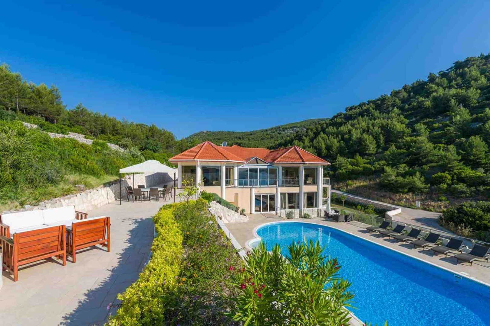 KORCULA LUXURY VILLA with Private Pool, Private Parking, and WIFI