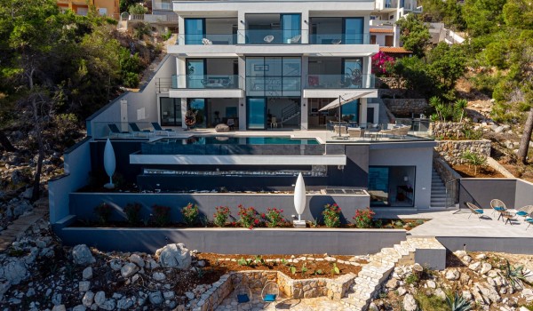 A view of luxury holiday villa Miracul with 6 bedrooms, a private pool, gym, and concierge service on Korcula