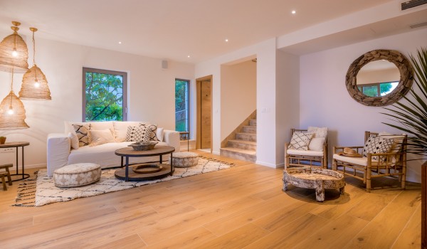 A view of the luxuriously decorated living room with modern motifs in a luxury holiday villa Brač