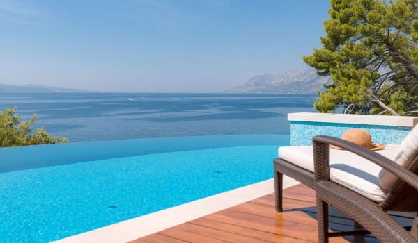 Beautiful view of the sea and islands from the terrace of the luxury villa for rent and vacation Brela Pride in Brela