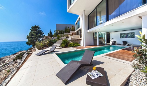 Luxusvilla Biseri Jadrana 1 mit Pool am Strand