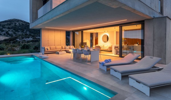 Luxusvilla Omnia Hvar mit privatem Infinity-Pool