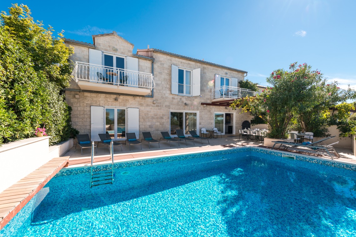 Croatia luxury beachfront villa Casa Mare with private heated pool on the terrace in Brac island