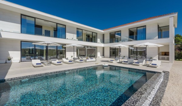 Croatia luxury pet-friendly villa Eden Land by the sea in Istria