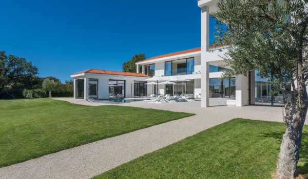 View of a Croatia luxury pet-friendly villa Eden Land with concierge service and parking in Istria