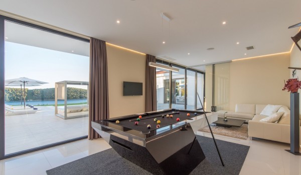 Pool table in the Croatia luxury family villa with private pool and jacuzzi in Istria