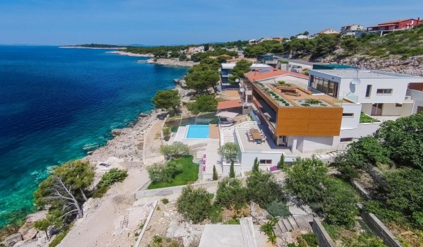 Luxusvilla Primosten Beauty mit Pool am Strand