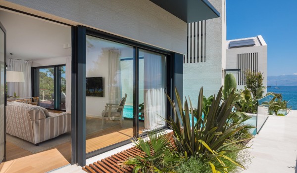 Property of private luxury holiday villa Sutivan by the beach for vacation and rent.