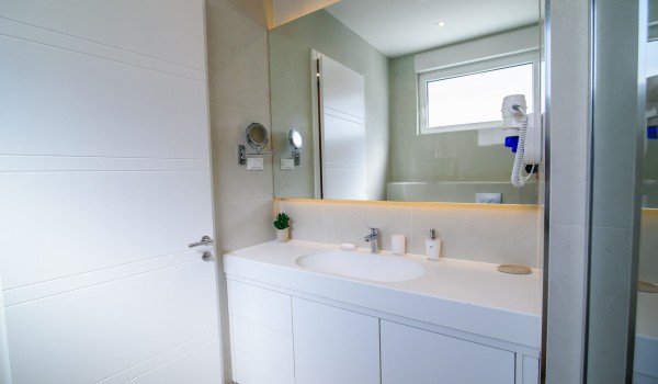 Sink in a bathroom of a luxury Dubrovnik villa Grandiosa for vacation with friends