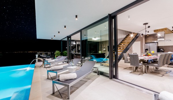 Luksuzna vila Sutivan Diamond 2 s bazenom