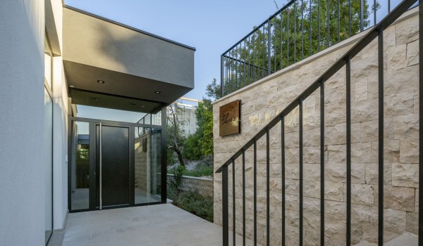 Main entrance of Croatia luxury pool villa Elena with private pool and concierge service for rent