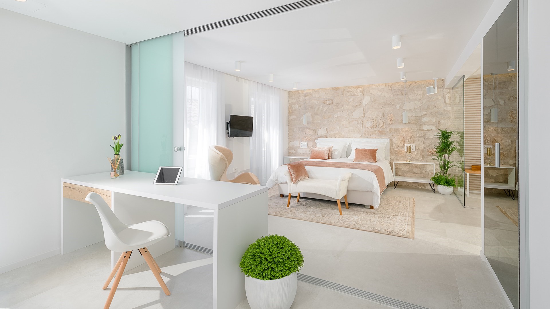 Interior of Croatia luxury apartment Gariful Deluxe in the centre of Hvar for vacation and rent