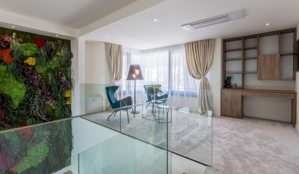 Seating area in the first-floor hallway of the luxury vacation villa Papillon in Split with concierge service