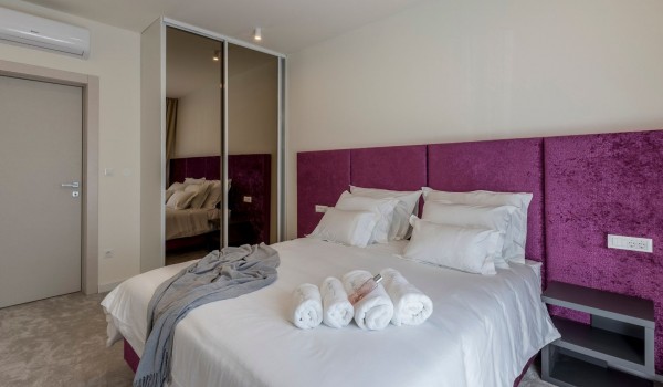 King size bed in the luxury vacation villa with private pool with total privacy