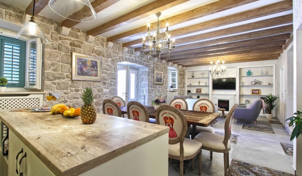 Luxurious open-space interior of the ground floor of the private exclusive villa Cavtat Iliria with WIFI and parking in the center of Cavtat