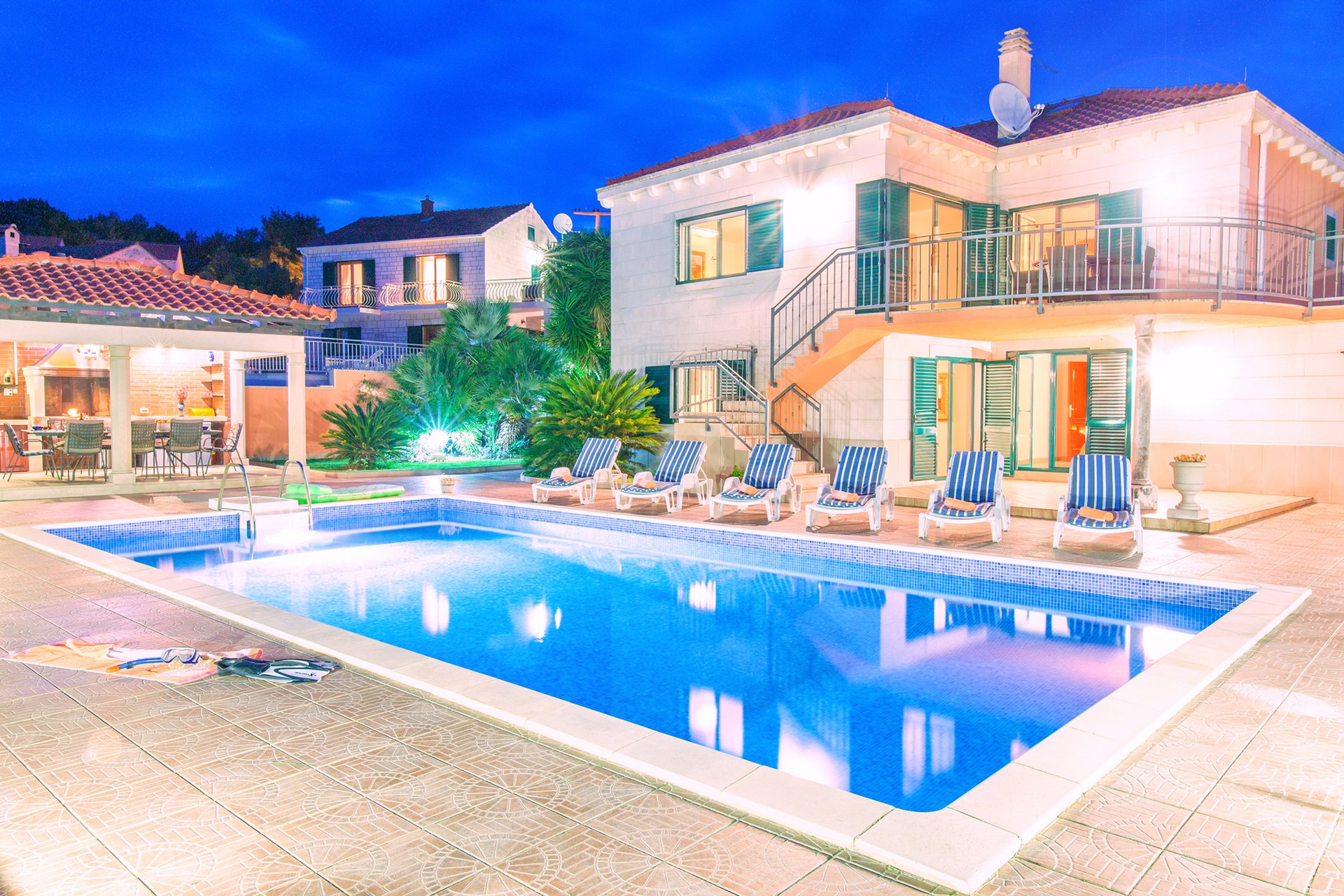 BRAC LUXURY VILLAS - Luxury Villa Summer Vacation 2 with pool on the Brac island