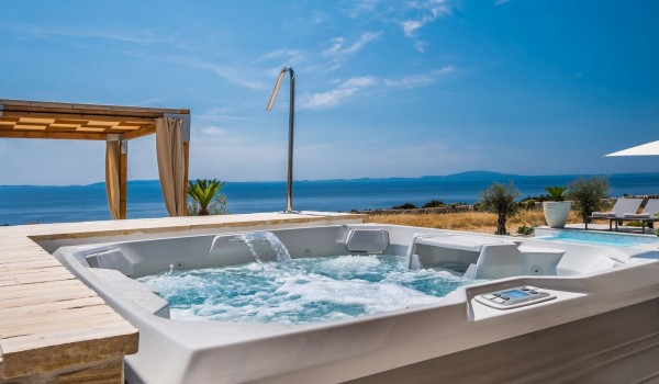 Villa for luxury rental and vacation Summer Dream Privacy Novalja on the island of Pag with jacuzzi, sauna, swimming pool and private parking