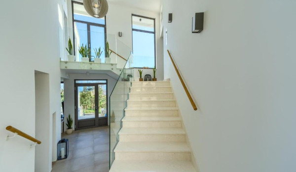 The interior of the Croatian luxury villa for vacation and rental White Diamond in Baška Voda
