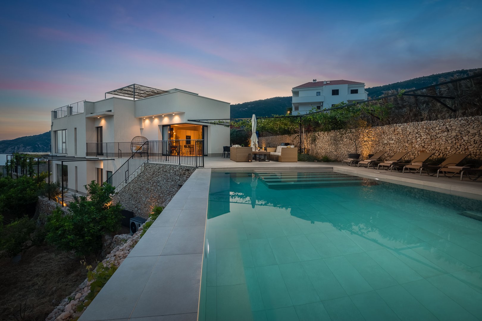 VIS LUXURY VILLAS - Luxury Villa Envivo Komiza with pool and gym