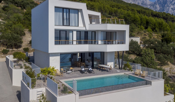 Luxusvilla Brela 2 mit Pool