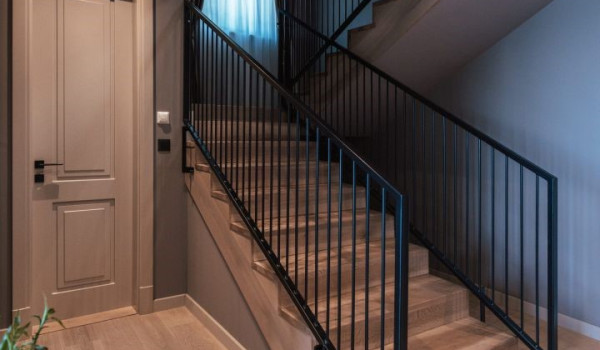 A view of the internal stairs connecting the ground floor and the first floor inside the Dalmatian holiday home