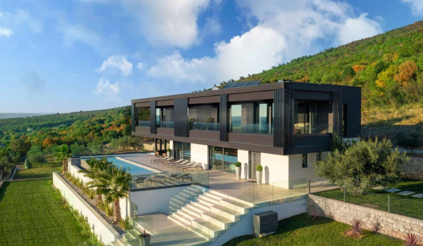 Istrian luxury villa with heated pool with concierge services for family vacation