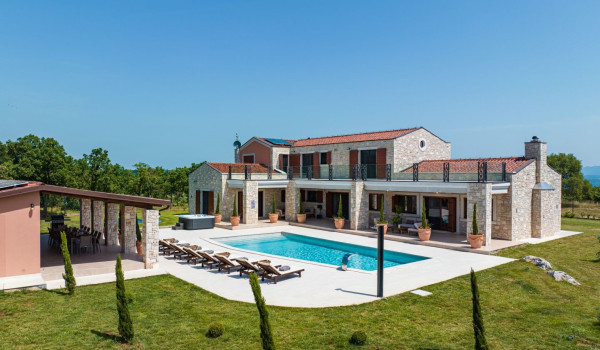 Luxury villa Bella Casa Istria with heated swimming pool - sauna, jacuzzi