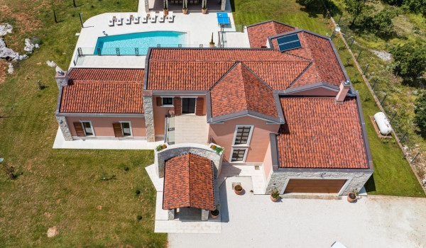 Aerial view of the Istrian luxury villa for vacation and rent in the Istrian town of Hrboki next to the town of Rakalj
