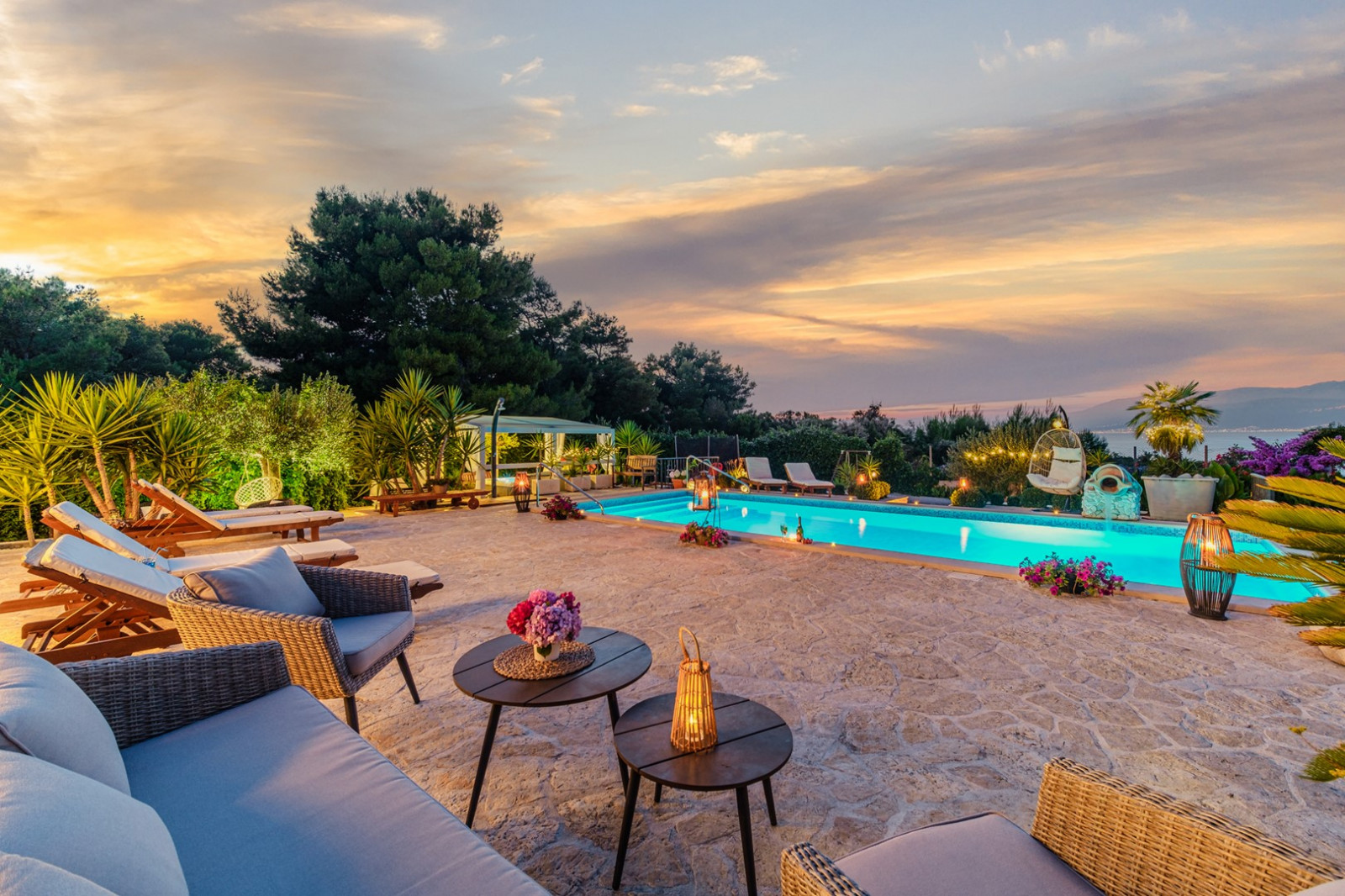 BRAC VILLAS - Villa Beach House Mir with the heated pool by the sea on Brac island - Mutnik