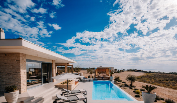 Luxusvilla Sommertraum Novalja 2 mit beheiztem Pool, Whirlpool, Sauna
