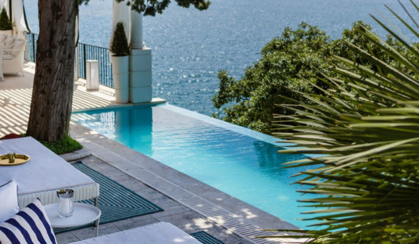 Private infinity pool overlooking the sea on the terrace of the Croatia beachfront villa Sea Diamant